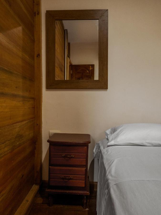 Hostal Tortuga Dorada Puerto López Eksteriør billede