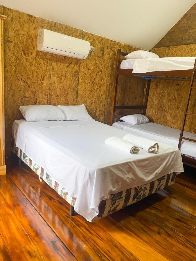 Hostal Tortuga Dorada Puerto López Eksteriør billede